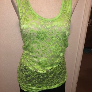 L-lace tank